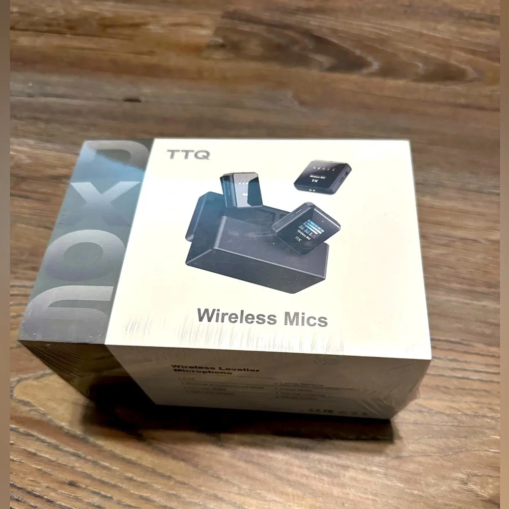 Wireless microphone with noise cancellation
